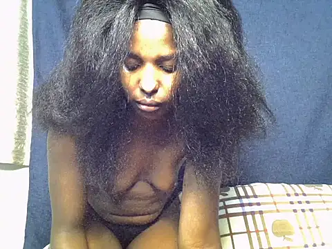 Chat +18 de Qute_drip ao vivo