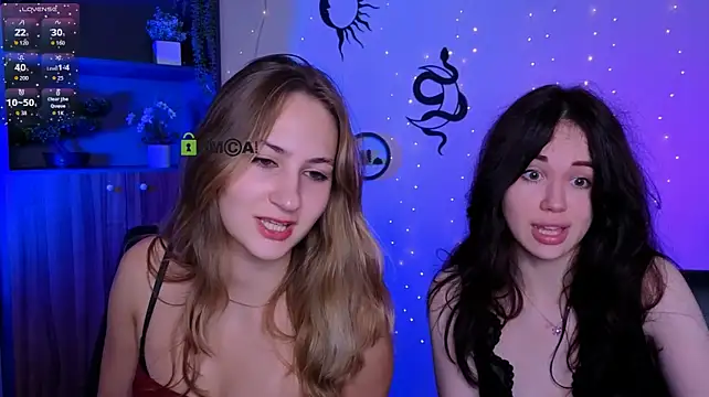 riley_sanders' Live XXX Chat
