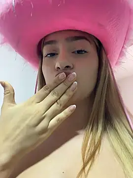barbievictoria's Live XXX Chat