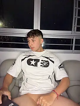 OLIVER_K Live XXX-chat