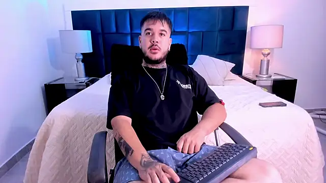 Živý XXX chat DanteBlossom