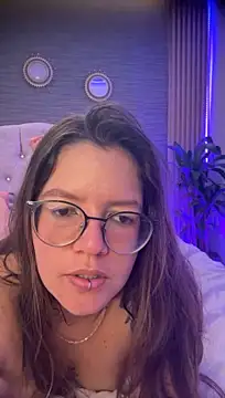 SamyandAlly Adlı Modelin Canlı XXX Sohbeti