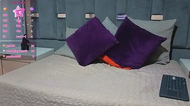 Abby_Queen7: онлайн-секс-чат