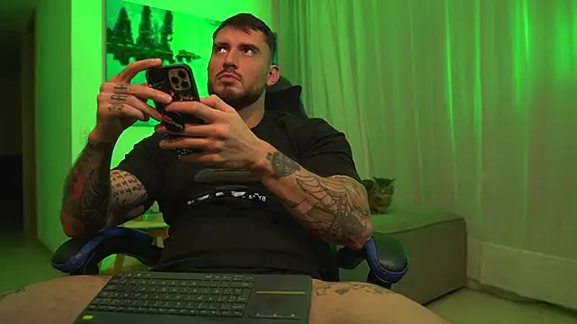 Živý XXX chat DimitriSullivan_
