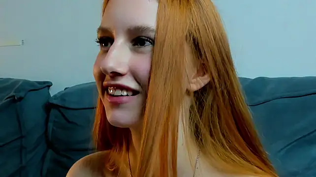 MinervaRallis' Live XXX Chat