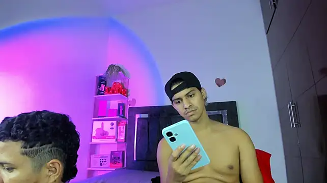 StevenSmith18 – Naživo XXX chat