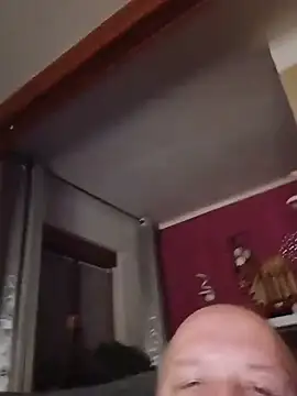 Macmuenze Live XXX-Chat