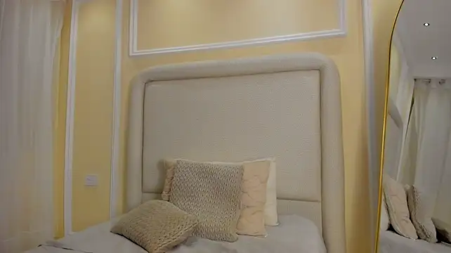 KatieBoison 라이브 XXX 채팅