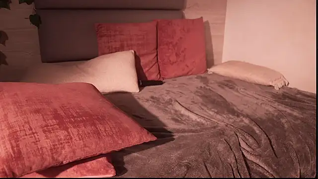 Czat XXX na żywo – Lily_Miiller