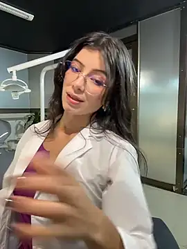 Czat XXX na żywo – iris_cuteface