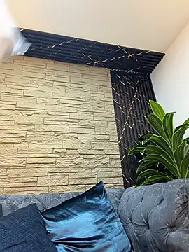 XXX chat uživo modela Lander_Cruz