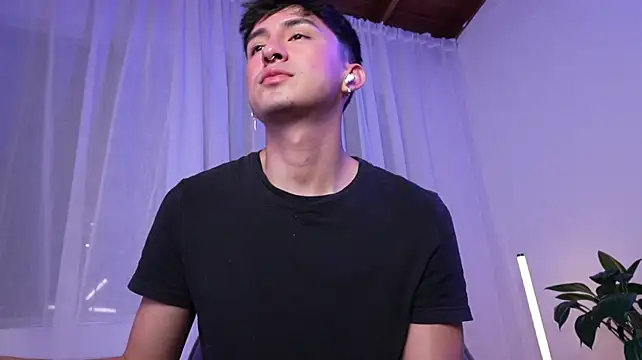sweettaaron01's Live XXX Chat
