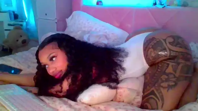 XenaIsland Webcam show
