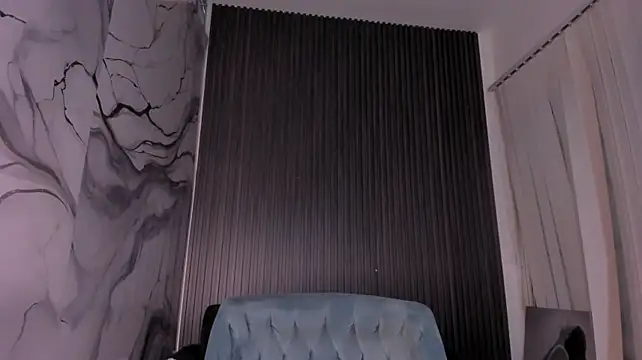 Онлайн чат XXX AleNoah_