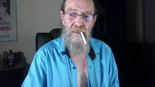 צ'אט XXX בשידור חי של Uncle_Hottie