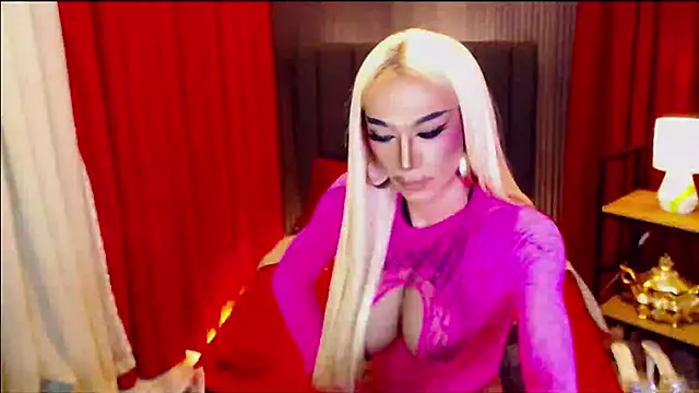 MidnighDolly's Live XXX Chat