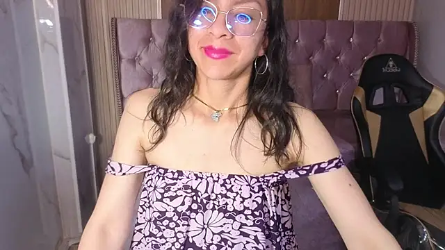 צ'אט XXX בשידור חי של Sandra98_b