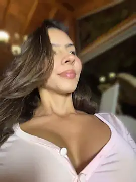 RouseColins 라이브 XXX 채팅