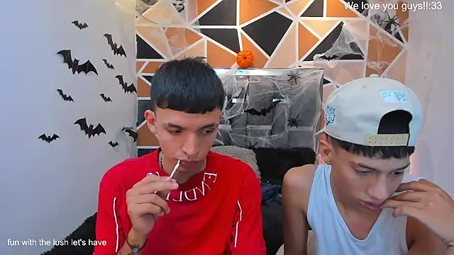 Czat XXX na żywo – Juan_Nd_Steven