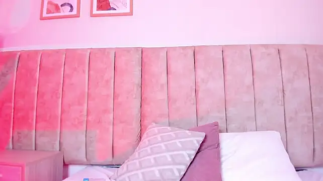 צ'אט XXX בשידור חי של AgathaSavage