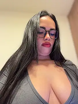 andra_rose's Live XXX Chat