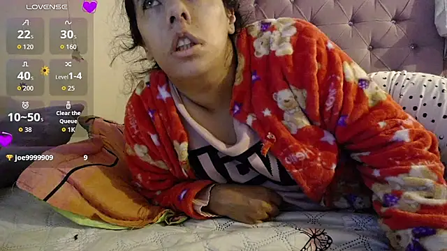 צ'אט XXX בשידור חי של annarose19