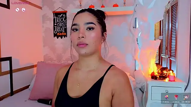 צ'אט XXX בשידור חי של CharlotteGraay