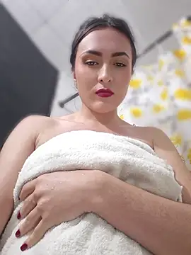 צ'אט XXX בשידור חי של MissneferkittyXXX