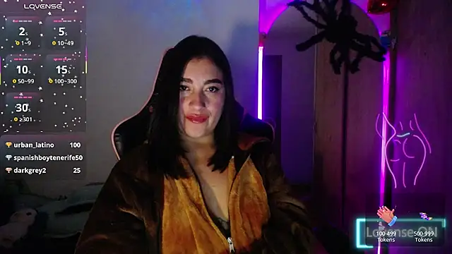 XXX chat uživo modela _santalove_