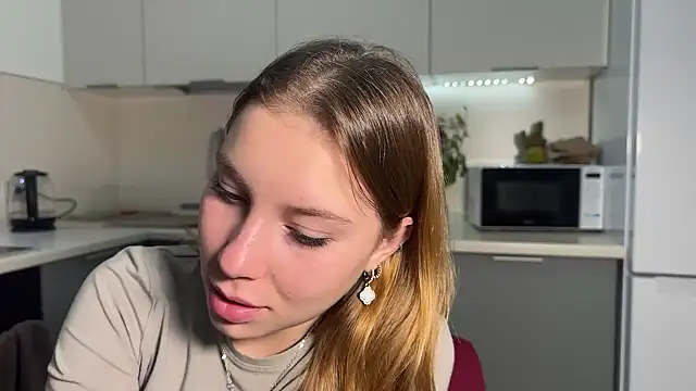 Sairallyn's Live XXX Chat