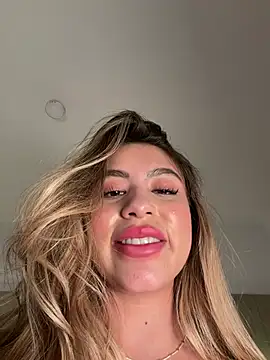 _laura_02 লাইভ XXX চ্যাট