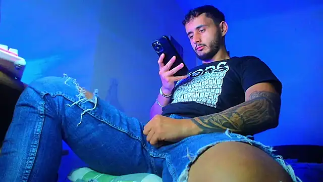 XanderCage99 Live XXX Chat