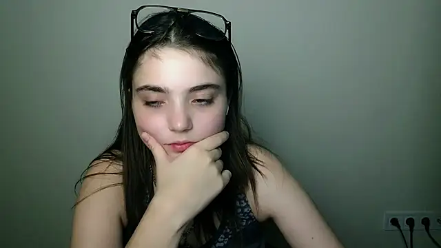 Sun_Shine__'s Live XXX Chat