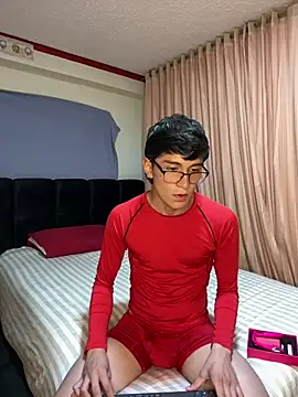 Bryanwild Adlı Modelin Canlı XXX Sohbeti