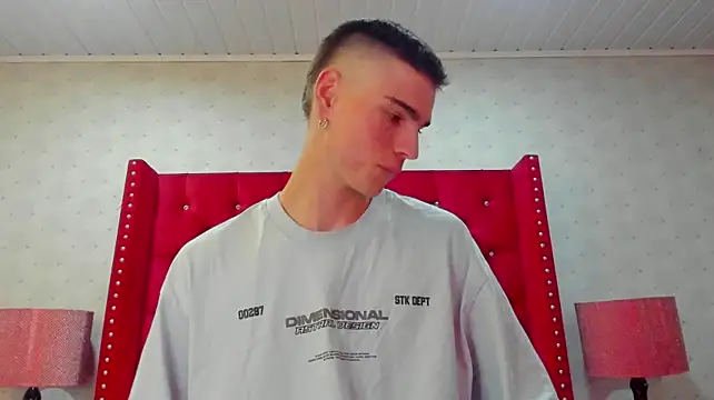 NickWild Live XXX Chat