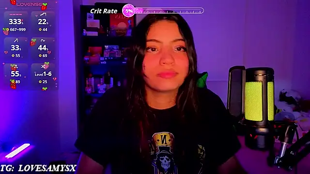 Chat XXX en directo de Lovelyamyy