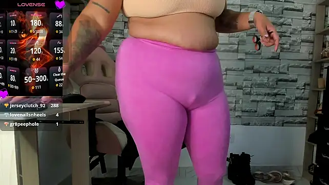 צ'אט XXX בשידור חי של hot-timefun
