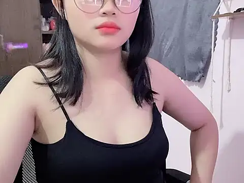 ThuPhuong888's Live XXX Chat
