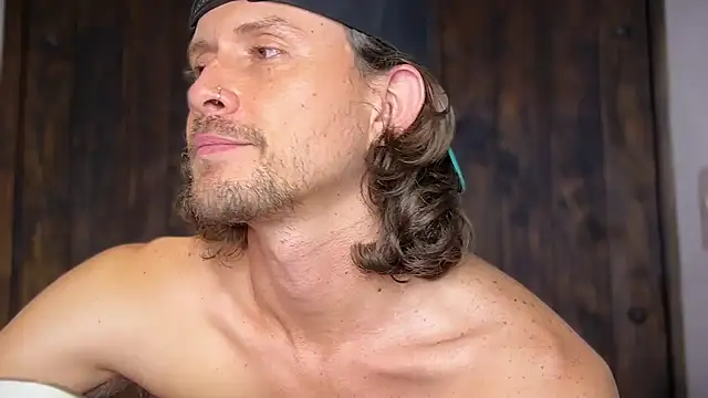 צ'אט XXX בשידור חי של mcklister_kinky_feets