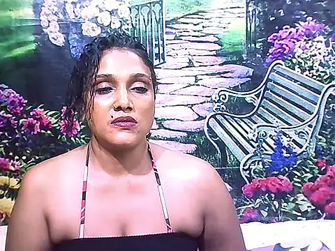 צ'אט XXX בשידור חי של IndianSexyLady20