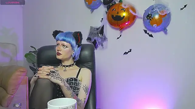 แชท XXX สดของ RoxyCatLove