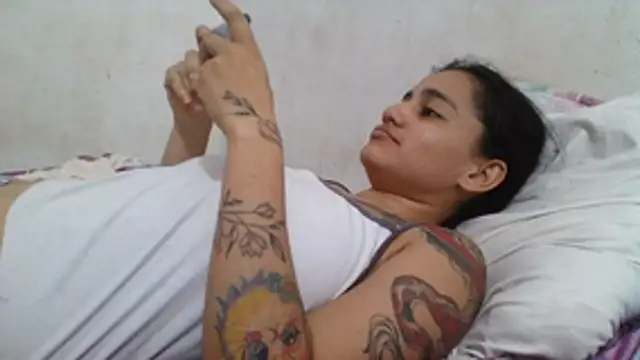 girl_tits' Live XXX Chat
