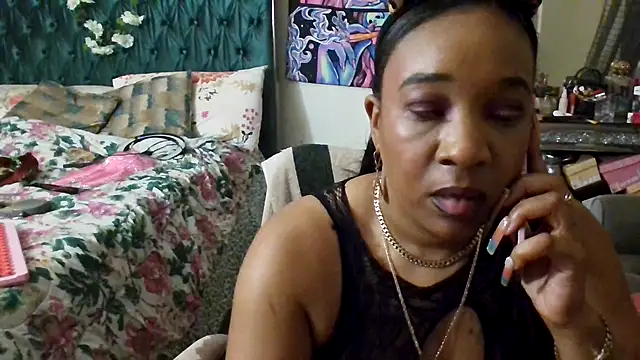 mzpretty444's Live XXX Chat