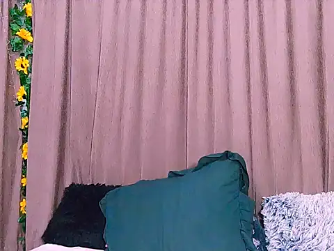 indiansparkle Adlı Modelin Canlı XXX Sohbeti
