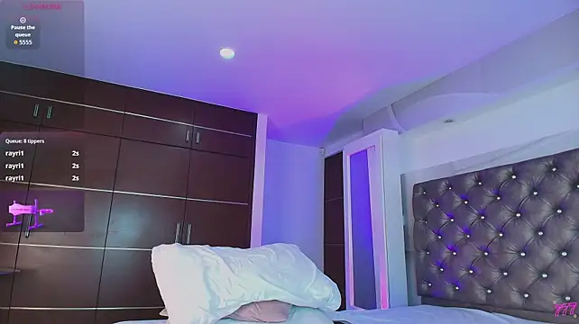 Valentiinoss 现场XXX聊天
