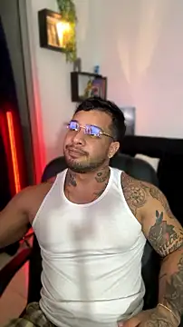 MarckMathews Live XXX-chat