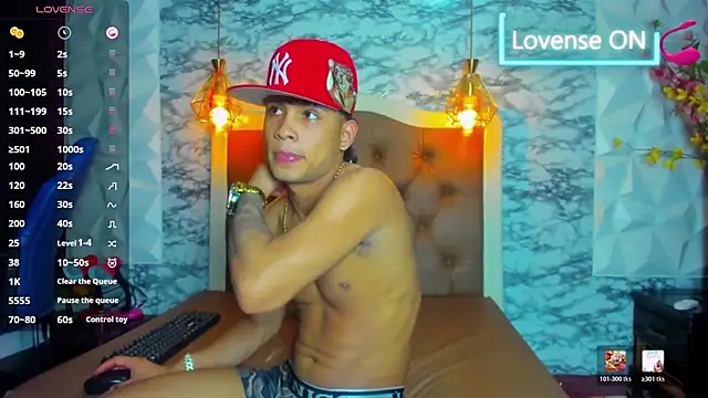 Chatroom XXX en direct de Damian-Lux