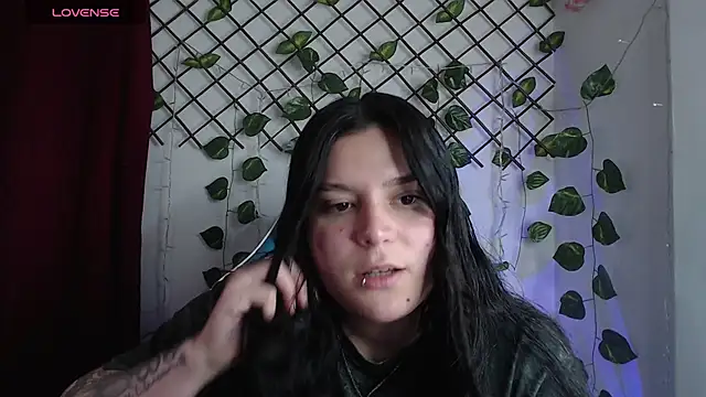 Nika_1_'s Live XXX Chat