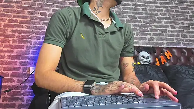 Daniel_huge22: онлайн-секс-чат