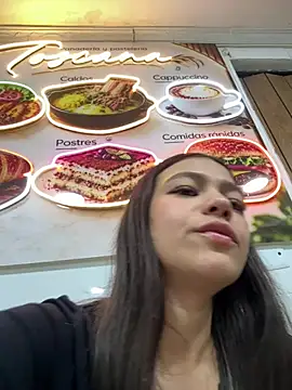 XXX chat uživo modela Alyshanon18